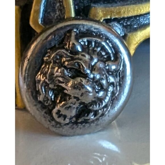 Vintage Lion Head Silvertone One Metal 3/4" Button Good Quality Heavy - Picture 2 of 8